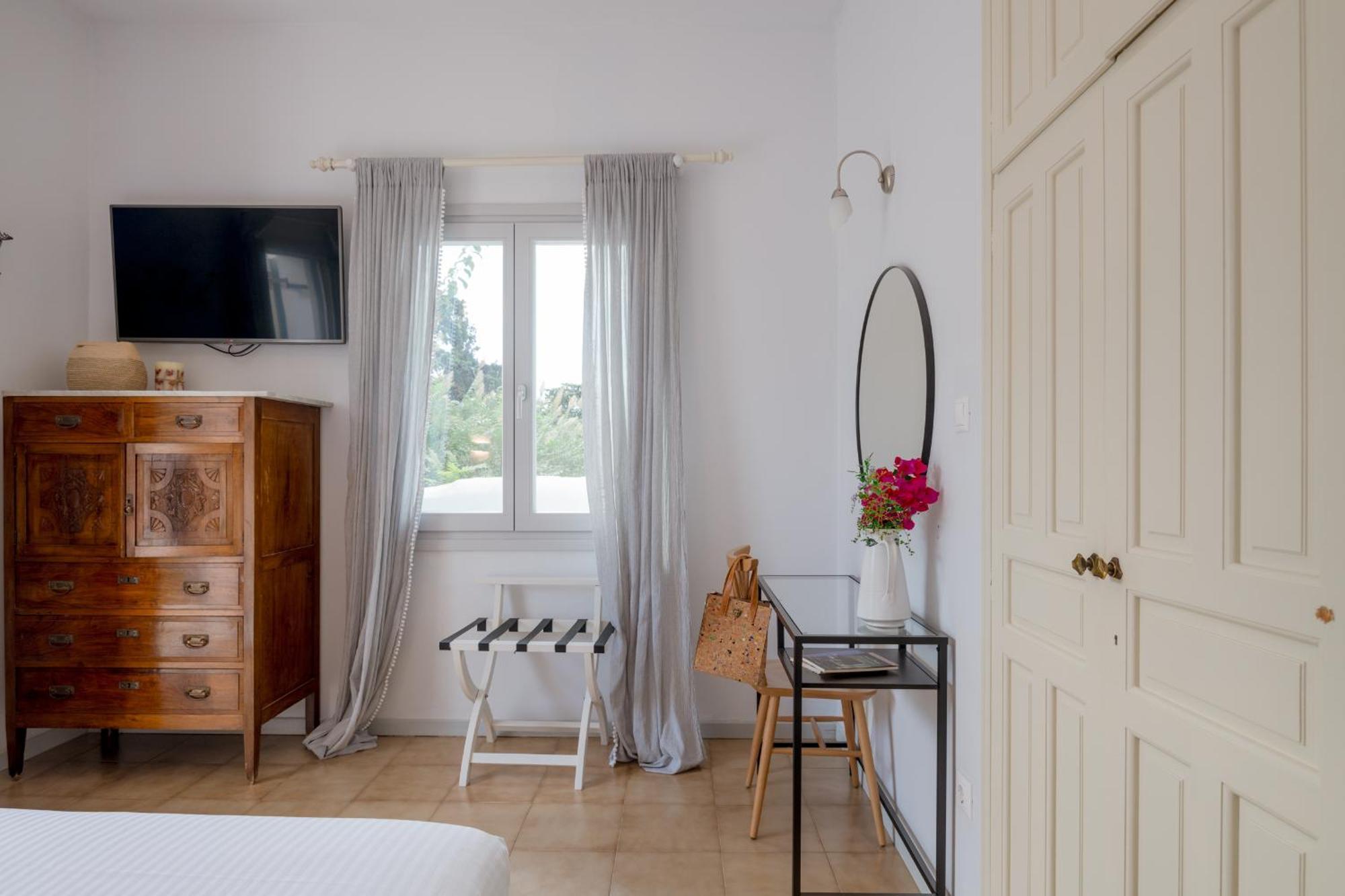 Nautilus Apartments ปาริเกีย ภายนอก รูปภาพ