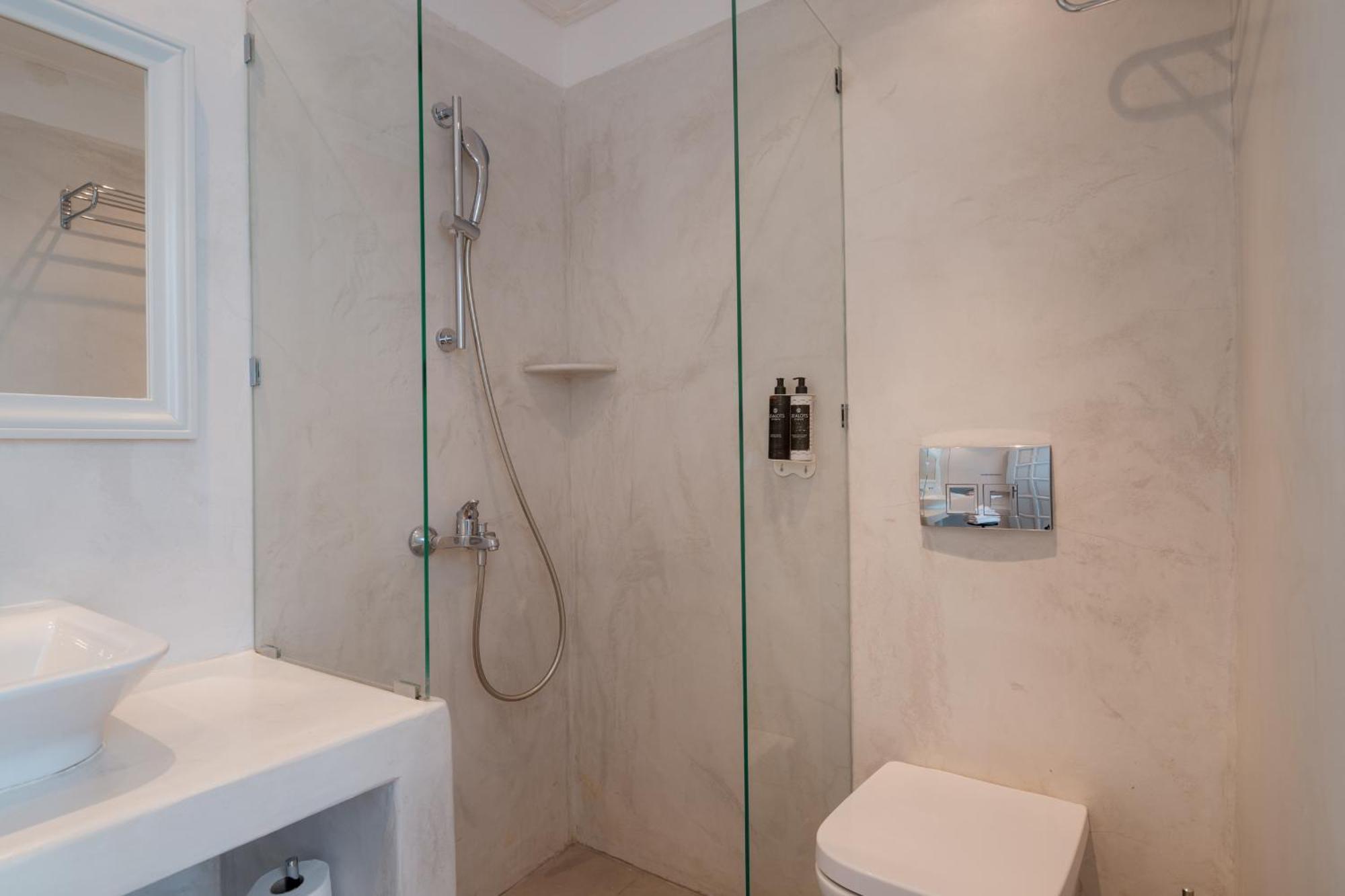 Nautilus Apartments ปาริเกีย ภายนอก รูปภาพ