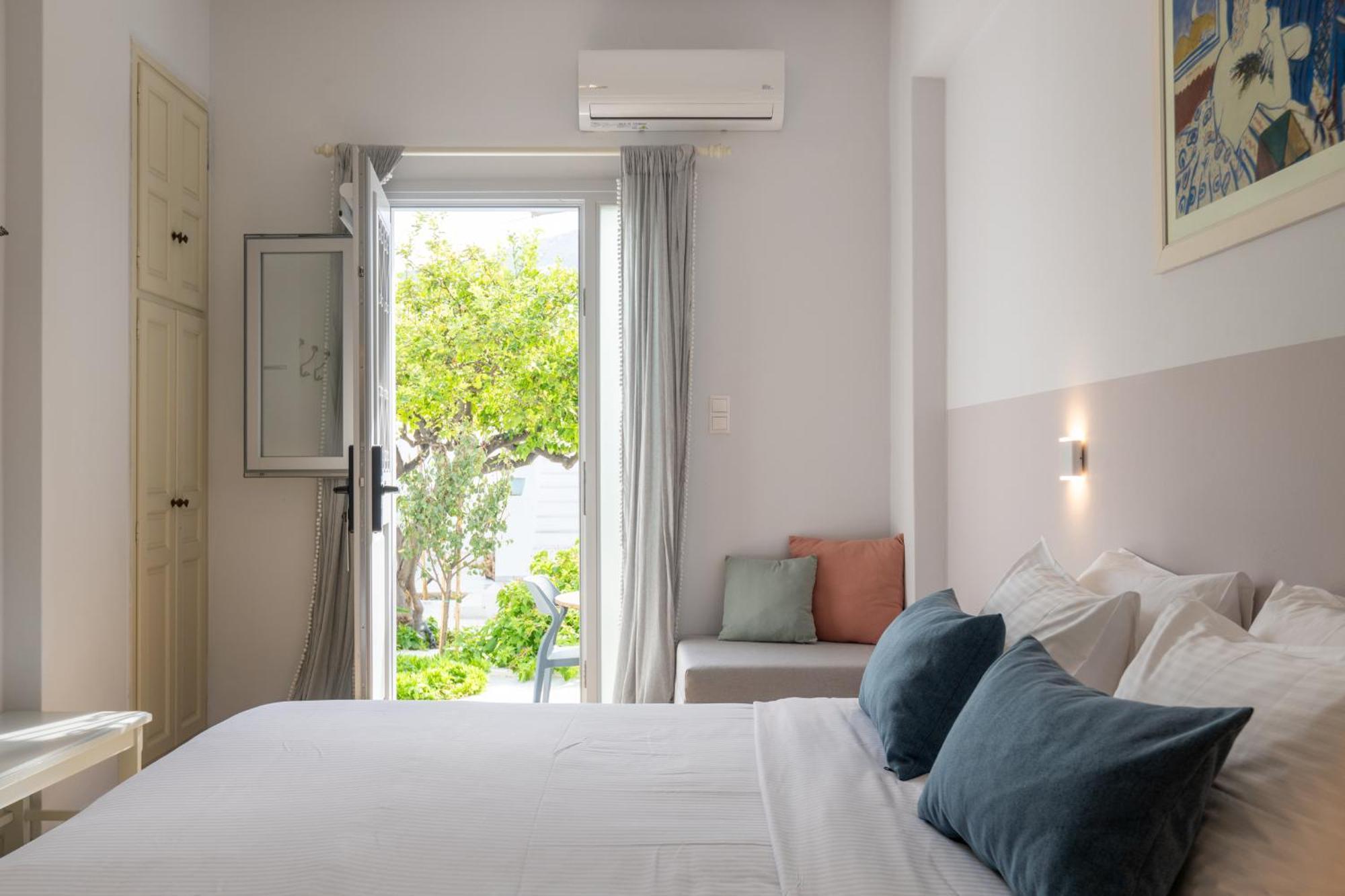Nautilus Apartments ปาริเกีย ภายนอก รูปภาพ