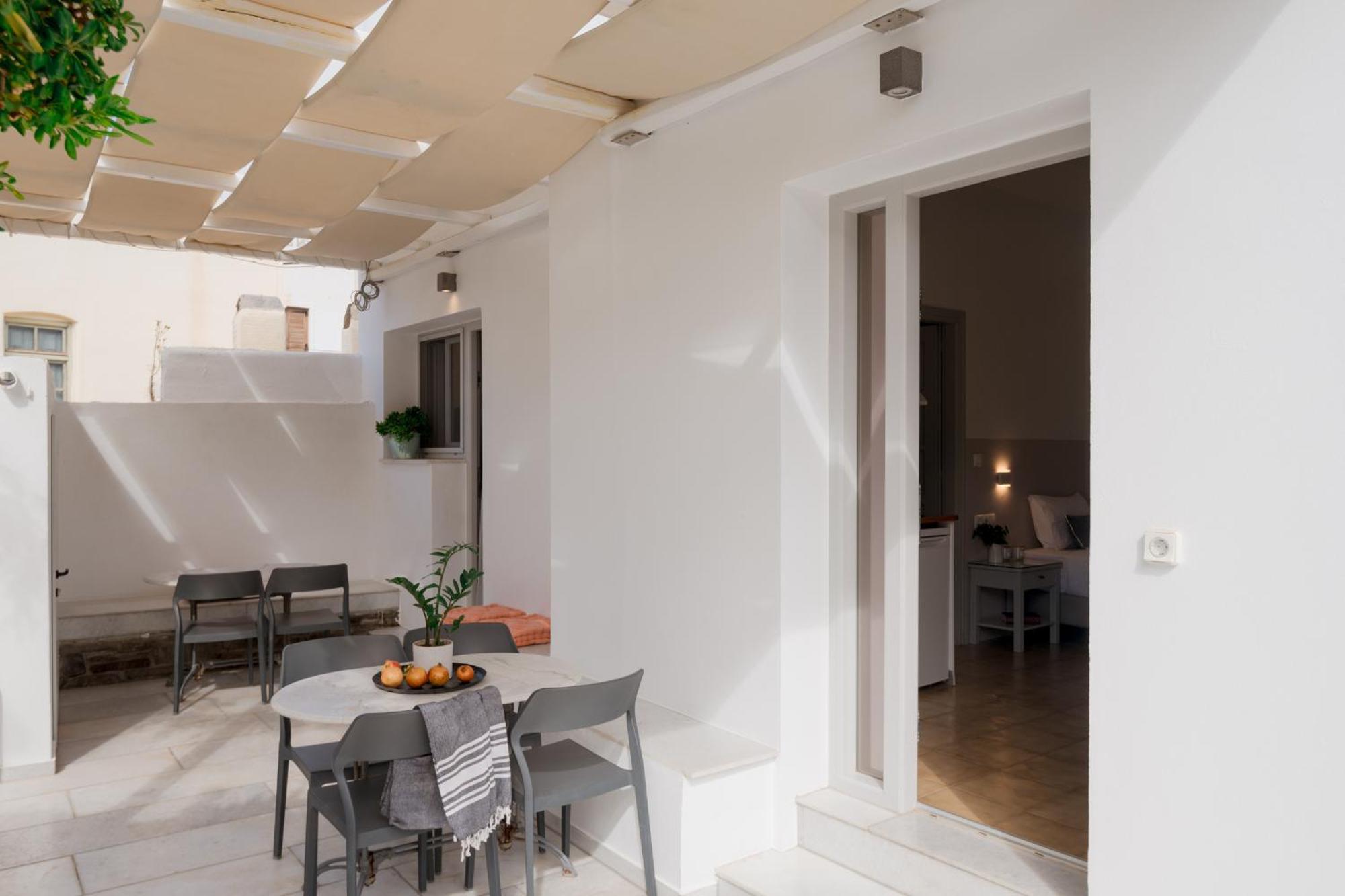 Nautilus Apartments ปาริเกีย ภายนอก รูปภาพ