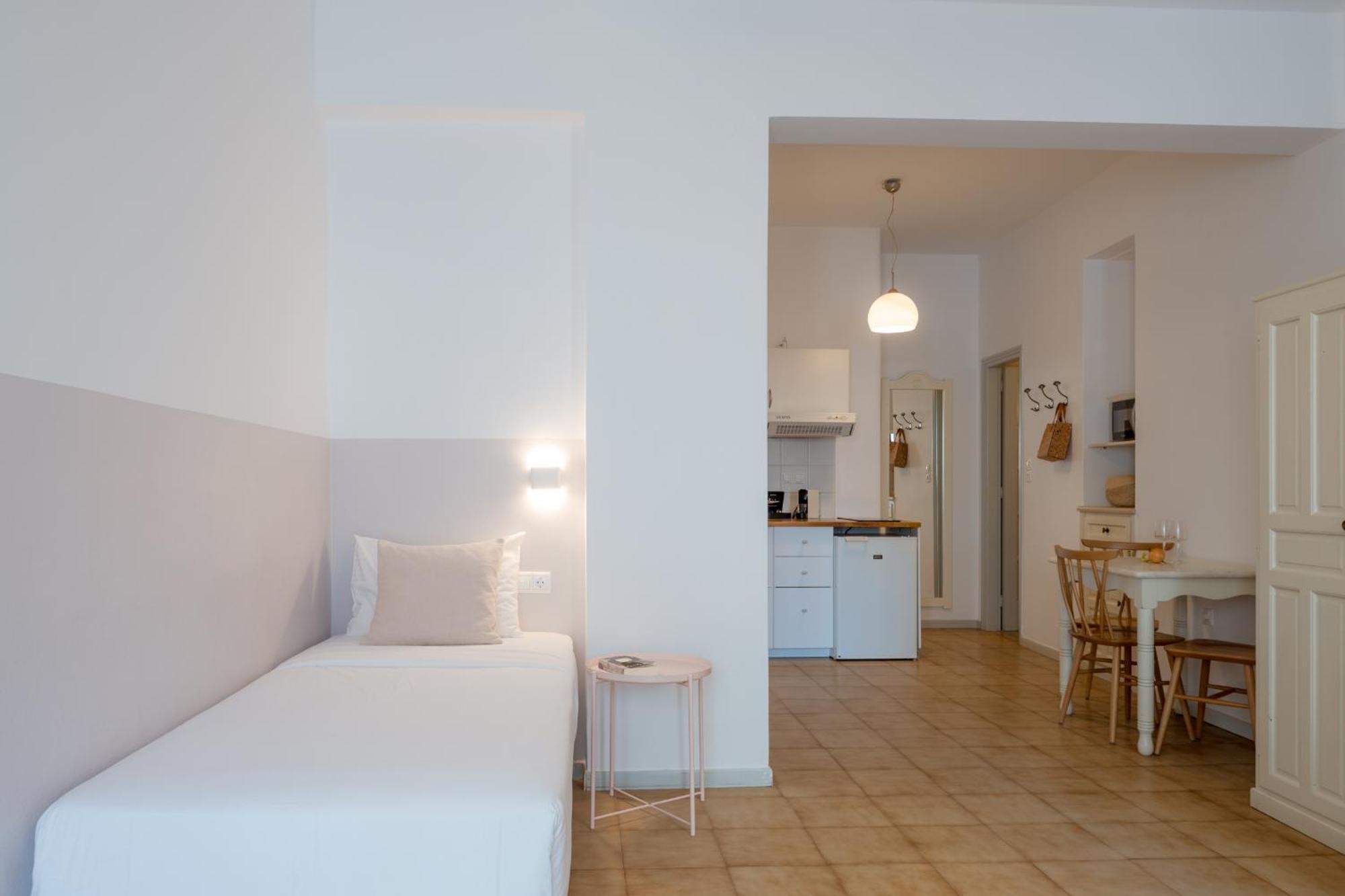 Nautilus Apartments ปาริเกีย ภายนอก รูปภาพ