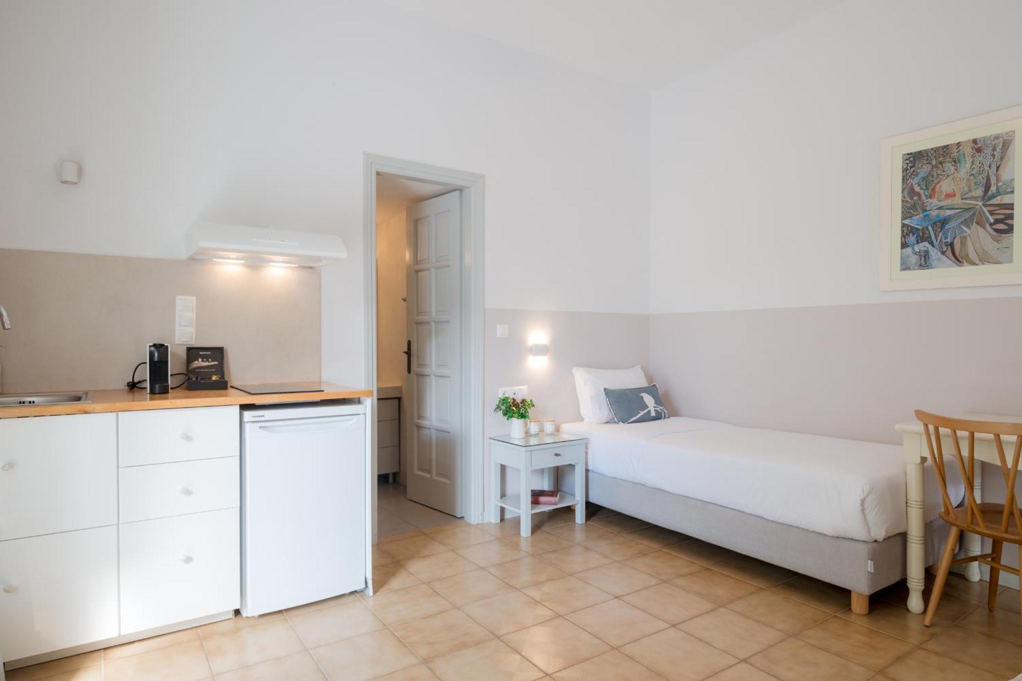 Nautilus Apartments ปาริเกีย ภายนอก รูปภาพ