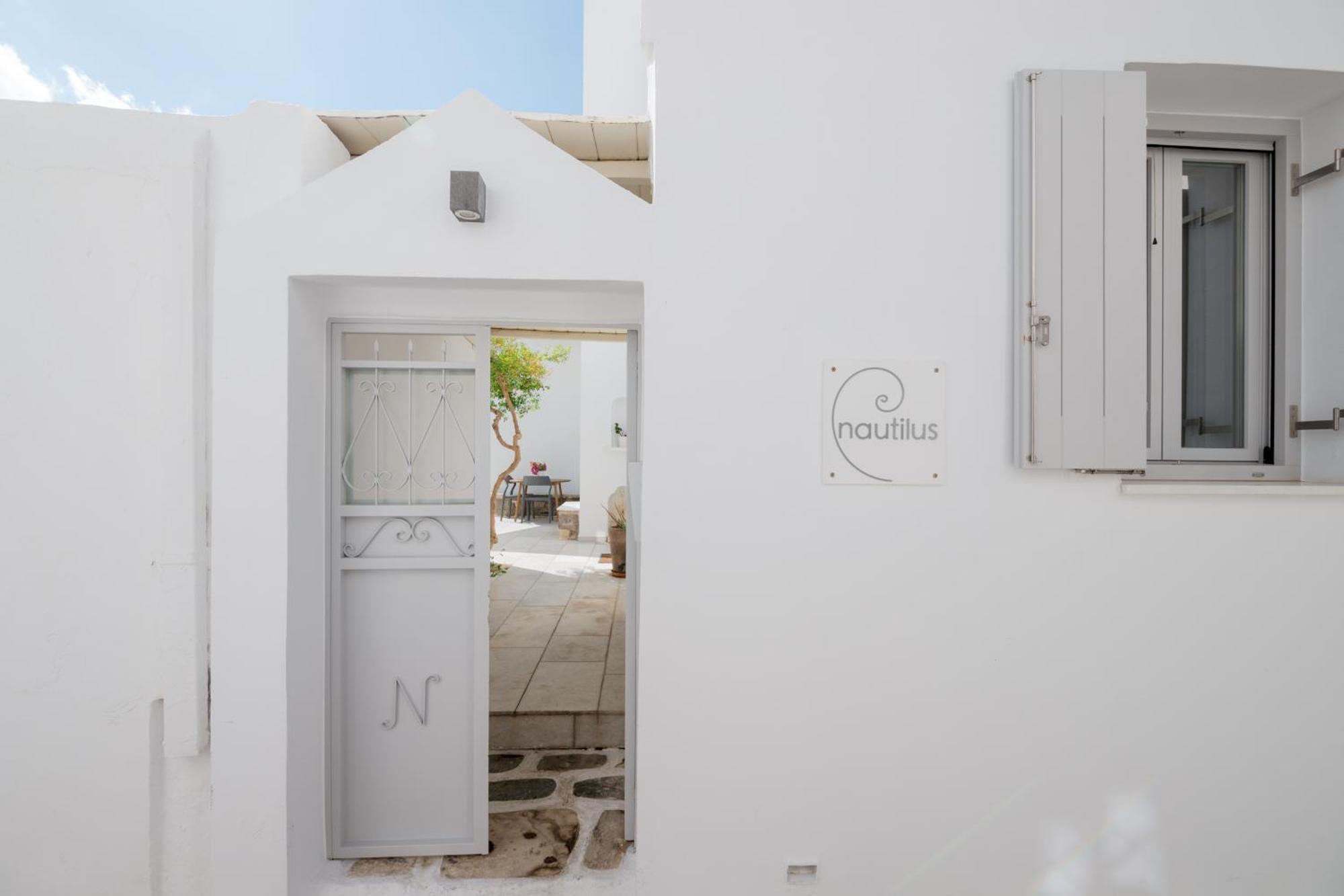 Nautilus Apartments ปาริเกีย ภายนอก รูปภาพ