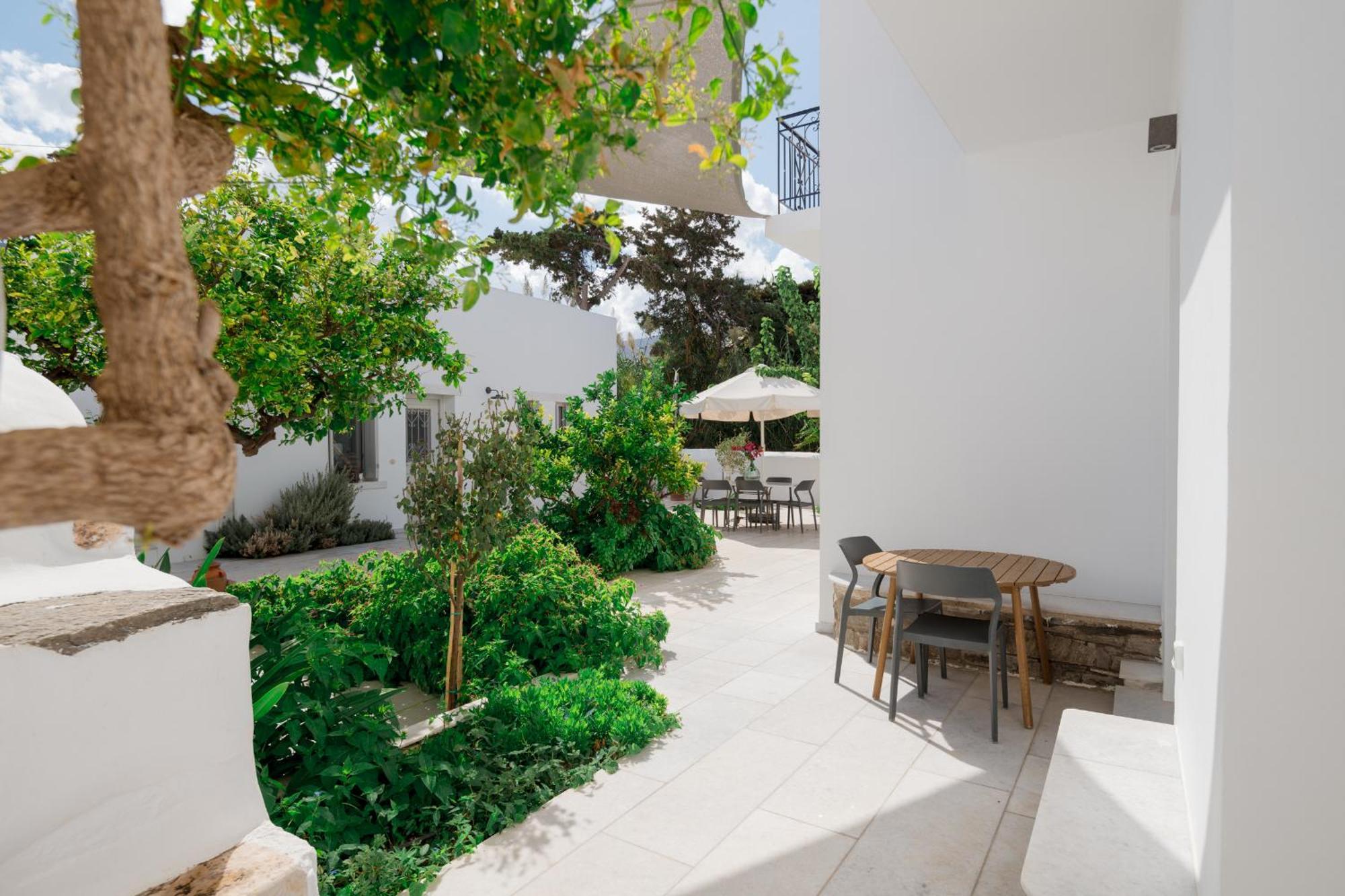 Nautilus Apartments ปาริเกีย ภายนอก รูปภาพ