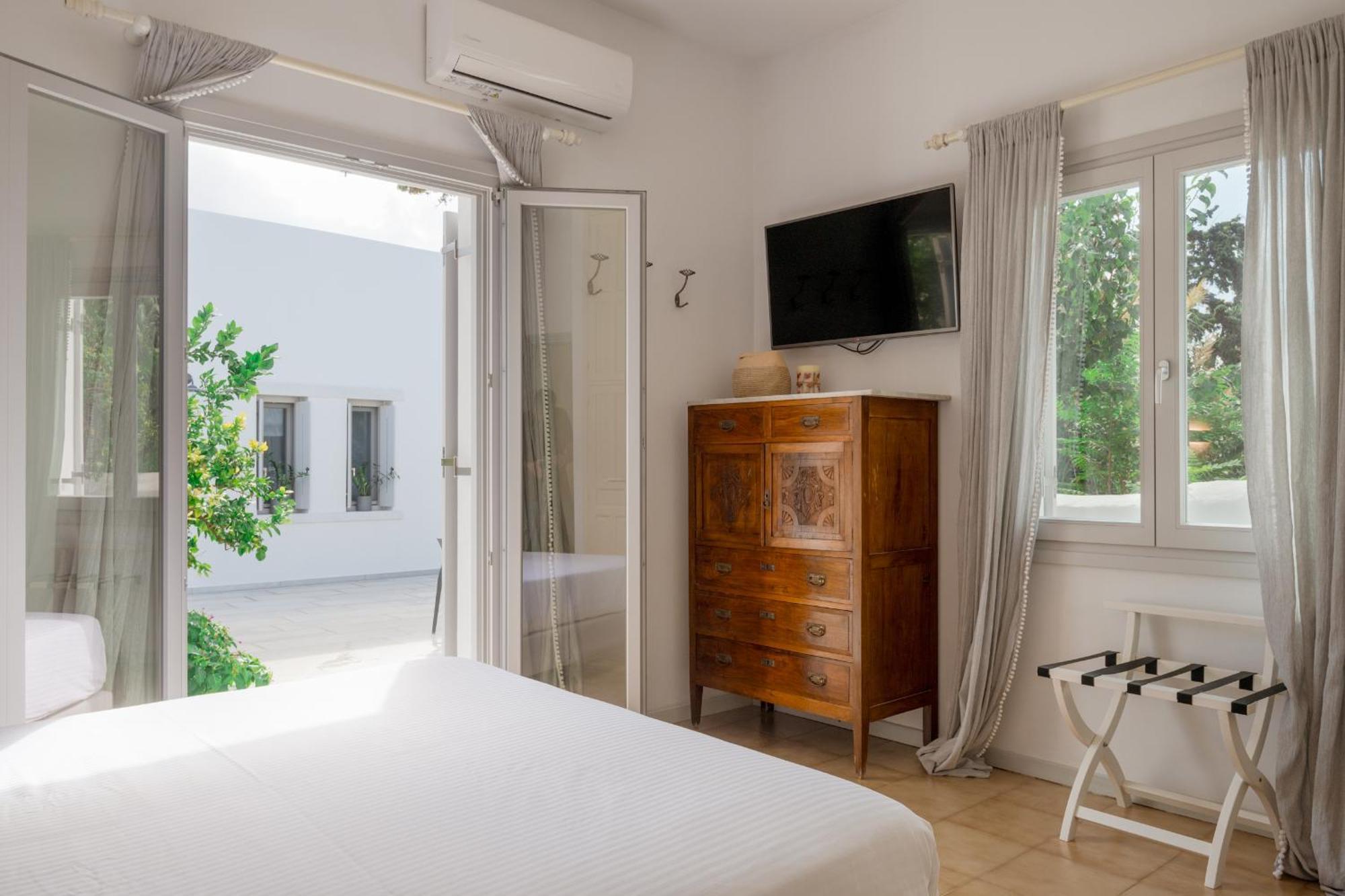 Nautilus Apartments ปาริเกีย ภายนอก รูปภาพ